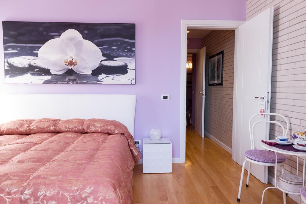 Отель Bevilacqua Bed Roma Santa Croce Номер фото