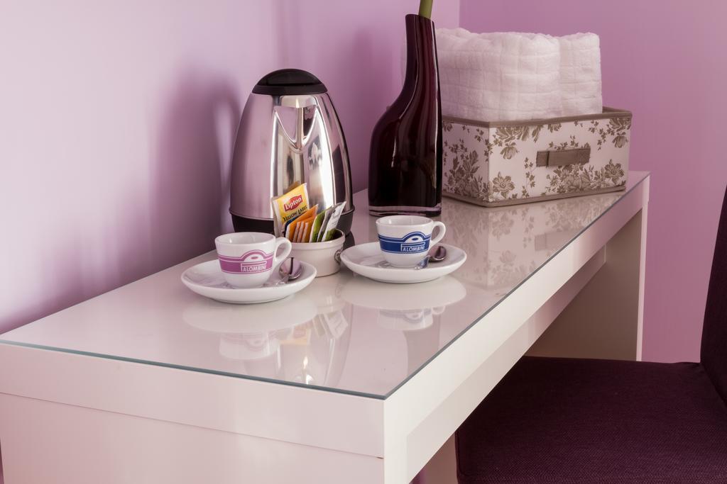 Отель Bevilacqua Bed Roma Santa Croce Номер фото
