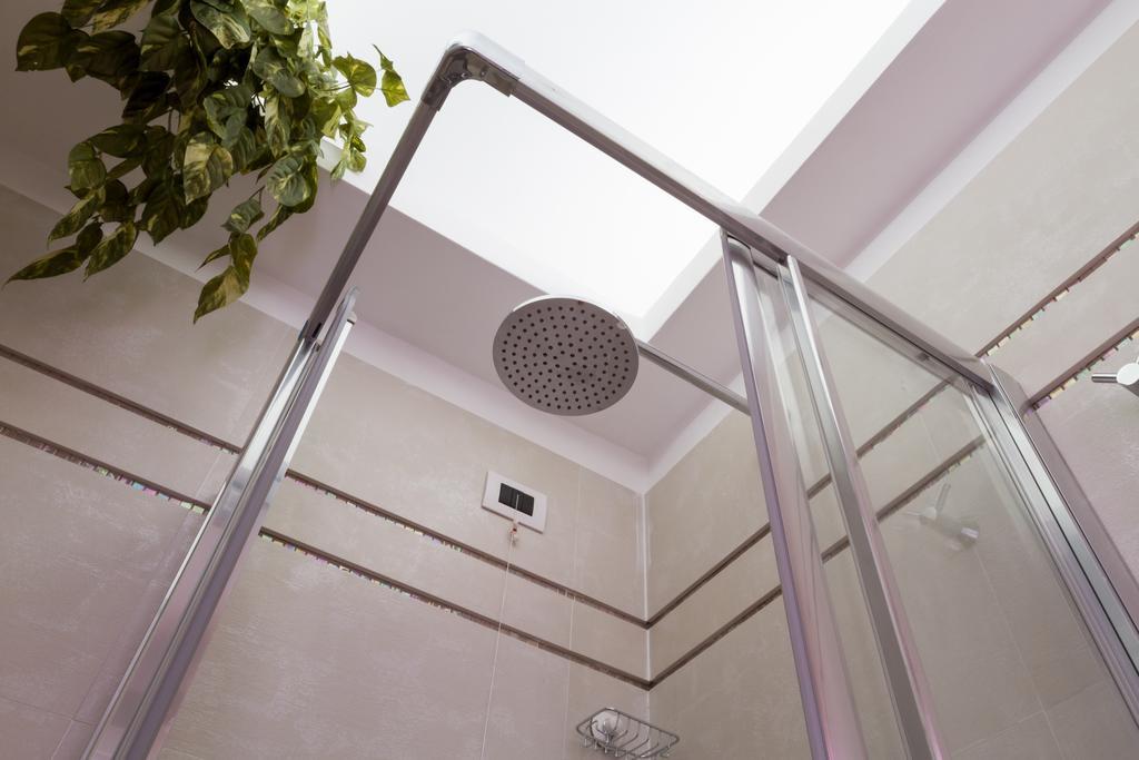Отель Bevilacqua Bed Roma Santa Croce Номер фото