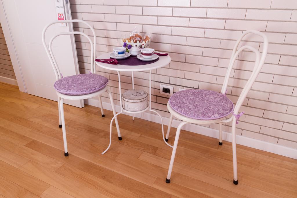 Отель Bevilacqua Bed Roma Santa Croce Номер фото