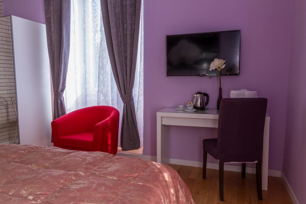 Отель Bevilacqua Bed Roma Santa Croce Экстерьер фото
